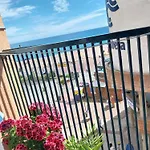 Con Terraza Vistas Al Mar