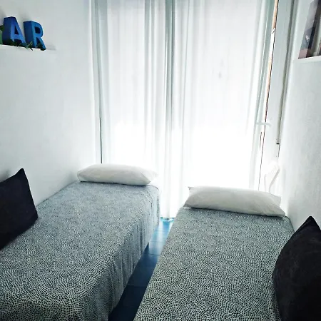 Con Terraza Vistas Al Mar יורט דה מאר