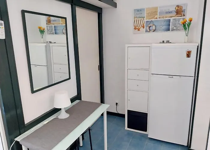 Apartamento Con Terraza Vistas Al Mar